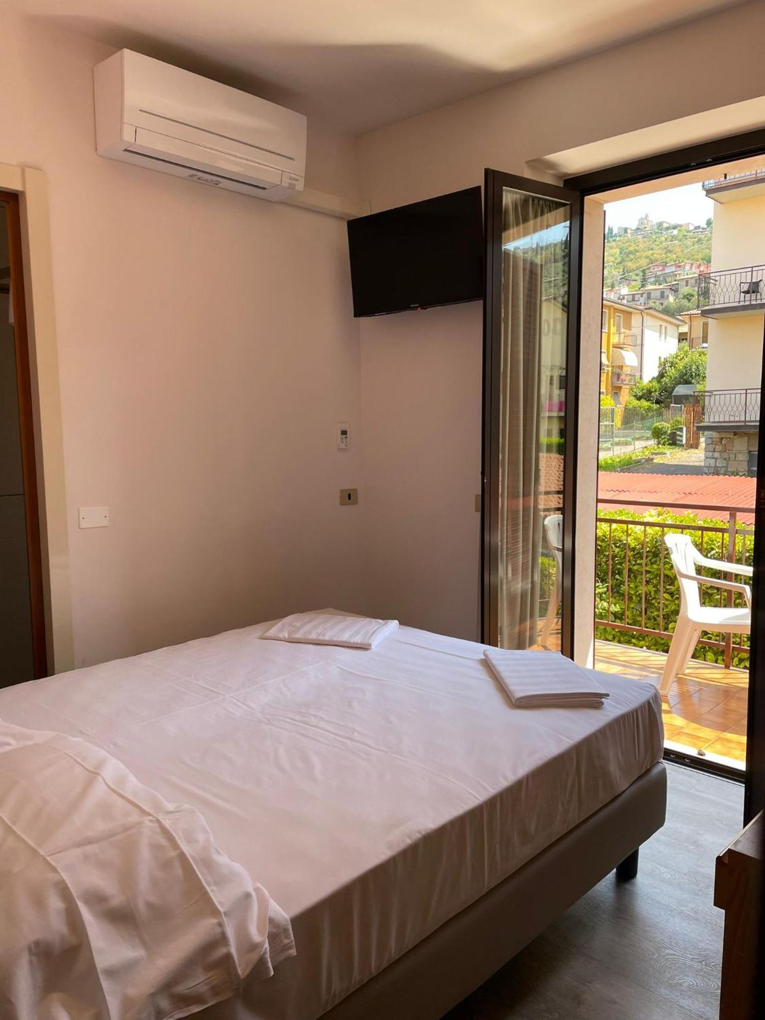 Garni Onda Hotell Torri Del Benaco Rom bilde