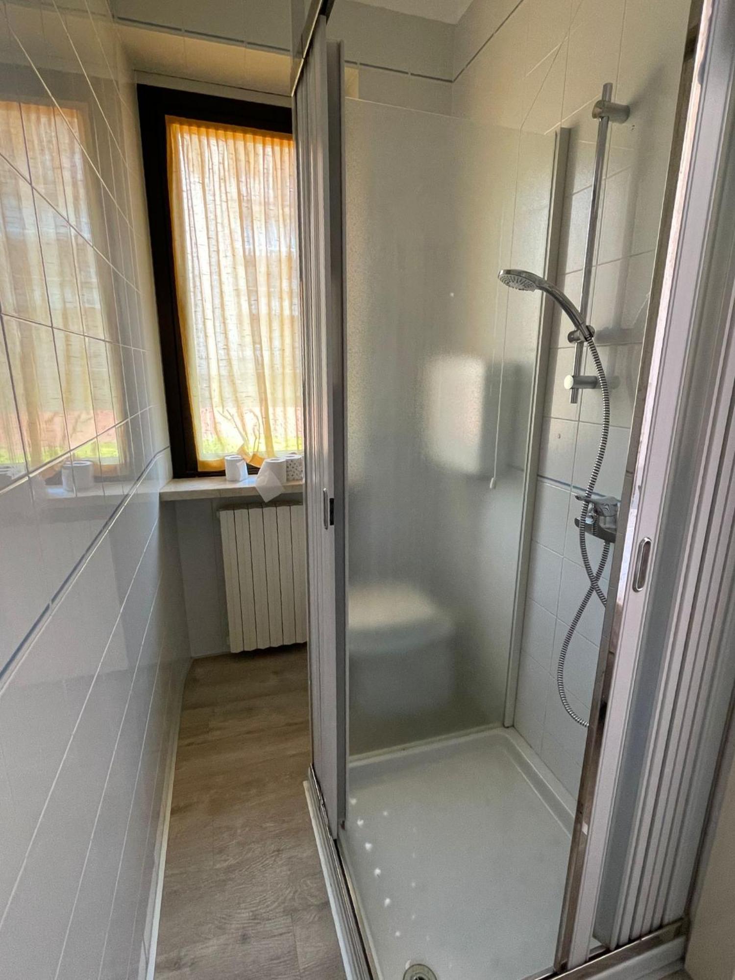 Garni Onda Hotell Torri Del Benaco Rom bilde