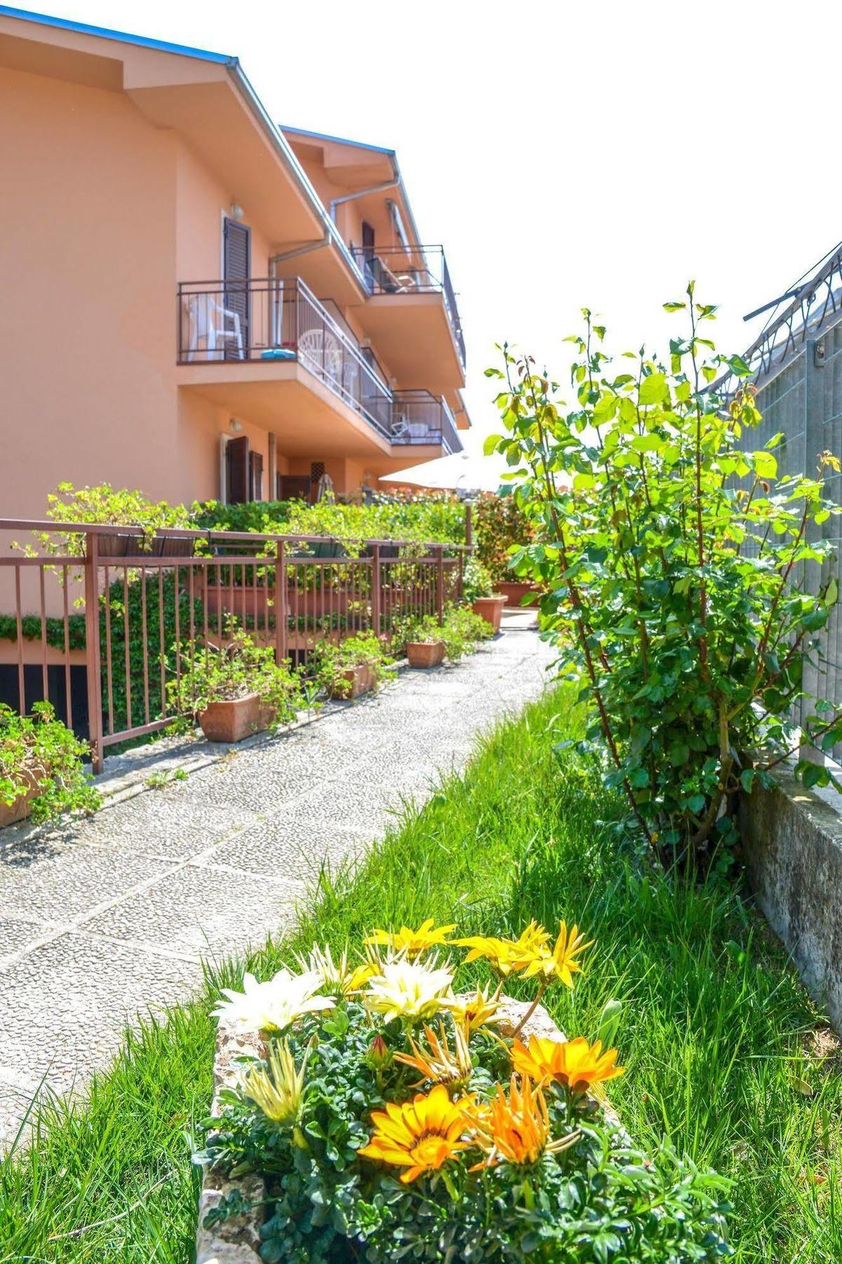 Garni Onda Hotell Torri Del Benaco Eksteriør bilde